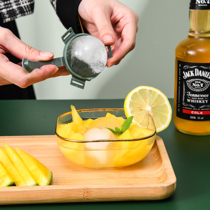 Whiskey Round Ice Hockey Mold Maker Ice Maker Large Spherical Ice Ice Tray In Stock Wholesale